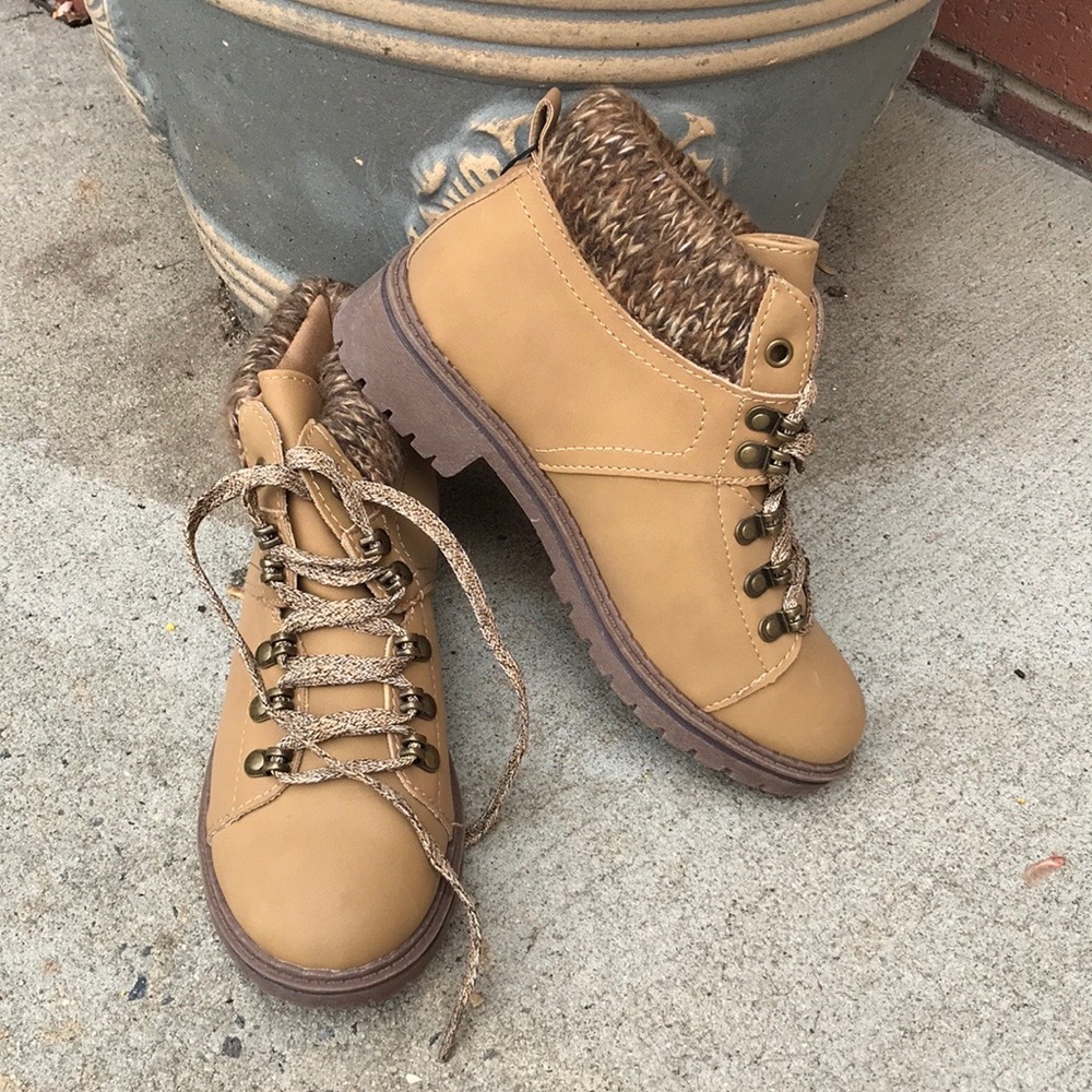 Nwt Time And Tru Memory Foam Knit Top Hiking Boots - image 1